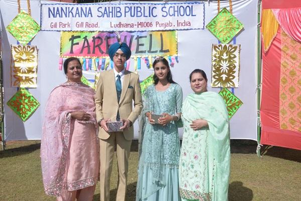 School farewell party organized by Nankana Sahib Public School