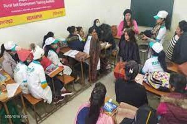 DBEE Organized workshops on self-employment courses