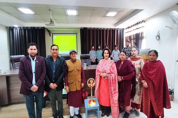 Organized one day National Seminar on "Bhagati Literature and Folk Consciousness".