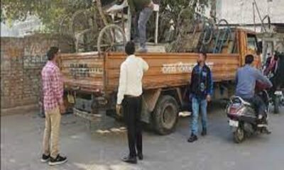 Tehbazari branch of the municipal corporation launched a vigorous campaign to remove illegal encroachment