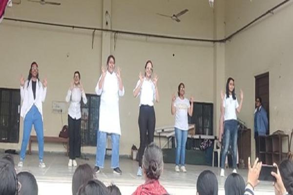 National Science Day celebrated by Khalsa Kalz (Girls).