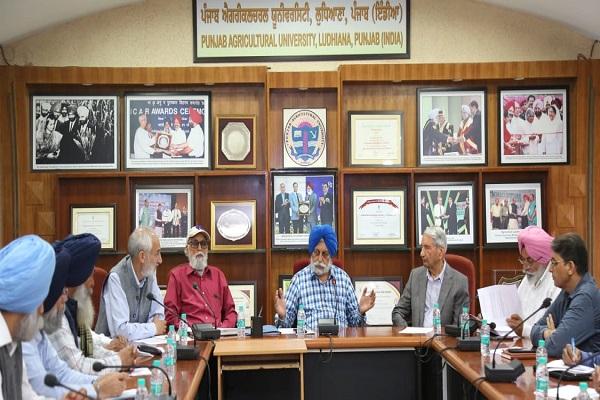 A high level meeting was held in PAU to formulate the agricultural policy of Punjab