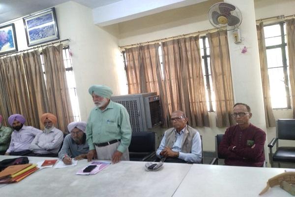 The bank retirees of the northern states staged a sit-in at Patiala on April 5-Davinder Singh Jatana