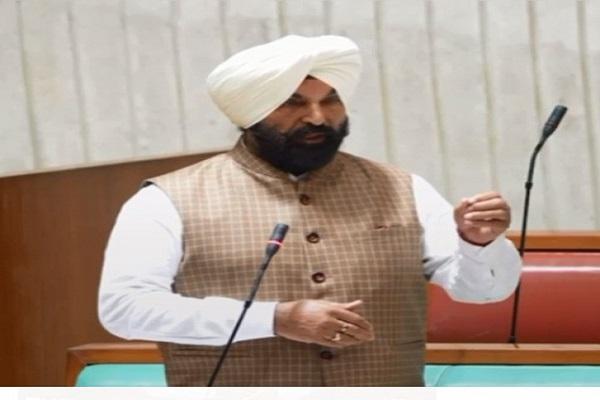 MLA Sidhu's appeal to open drug stores along with Mohalla clinics