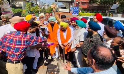 Inauguration of road construction works in ward number 44 by MLA Sidhu