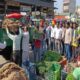 The Market Committee removed the stalls from the market roads; In possession of tarpaulins on the shore