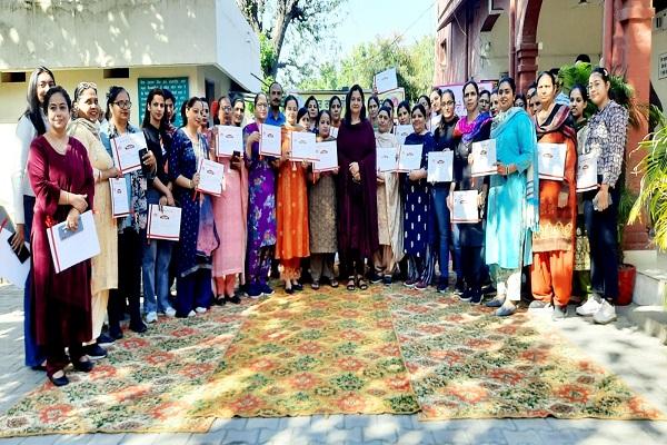 District level International Women's Day was celebrated in Khalsa College by the Department of Health