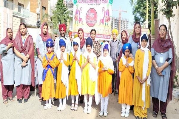 Baisakhi celebrated with devotion at Sri Guru Hargobind Public School
