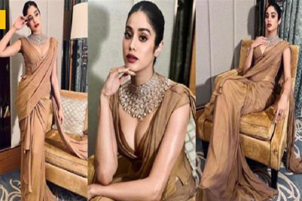 Hot pictures of Janhvi Kapoor in deep neck gown went viral