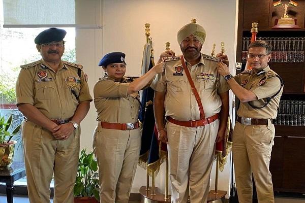 DGP Punjab Honors Khanna's "Super Cop", Promoted to Inspector Rank