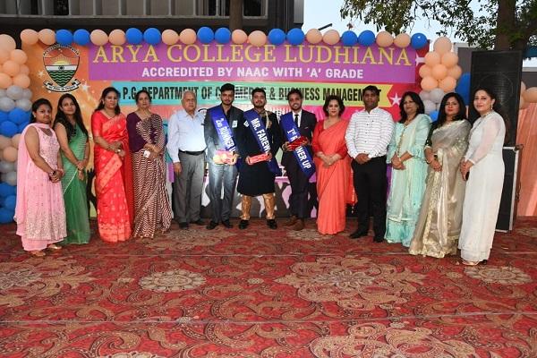 Farewell party organized at Arya College