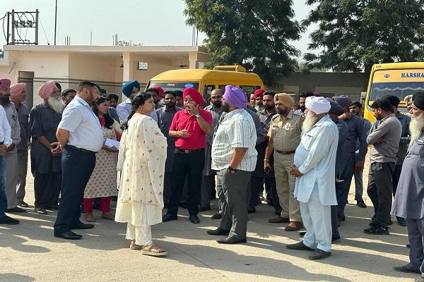 Checking of school vehicles to ensure the safety of children