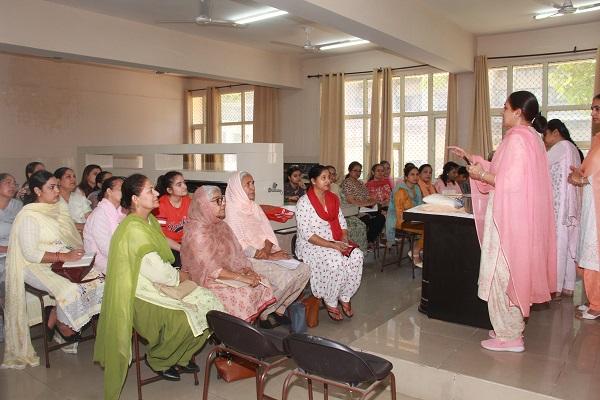 PAU experts encouraged rural women to adopt kitchen gardens