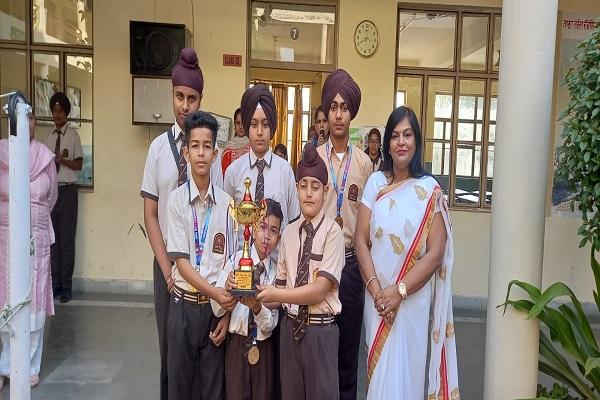 Students of Guru Gobind Singh Public School won Gold Medal in Martial Art