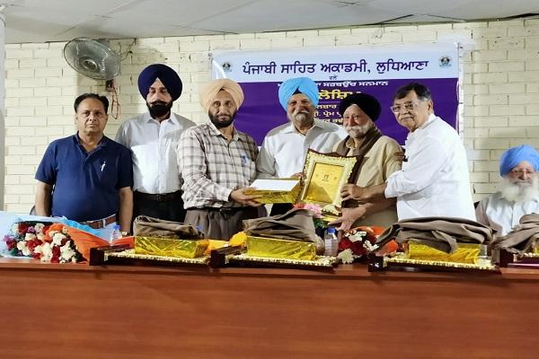 Dr. Congratulations to S. P. Singh on receiving the highest honor of the Punjabi Sahitya Akademi Fellowship