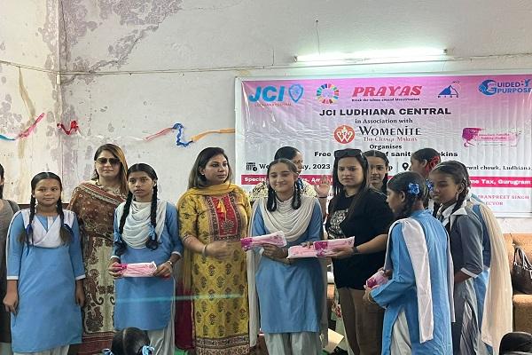 Awareness camp organized to keep the health of girl students infection free