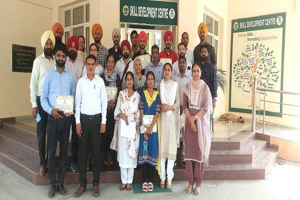 Conducted a five-day course to train farmers and farmer wives in organic farming
