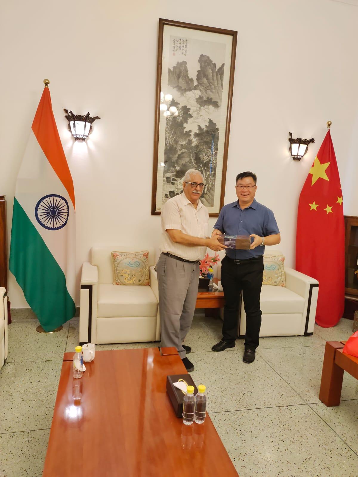 Dr. Inderjit Singh met with Chinese Minister Wang Ximing