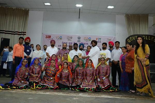 SCD District level 'Yuva Utsav' organized at Government College