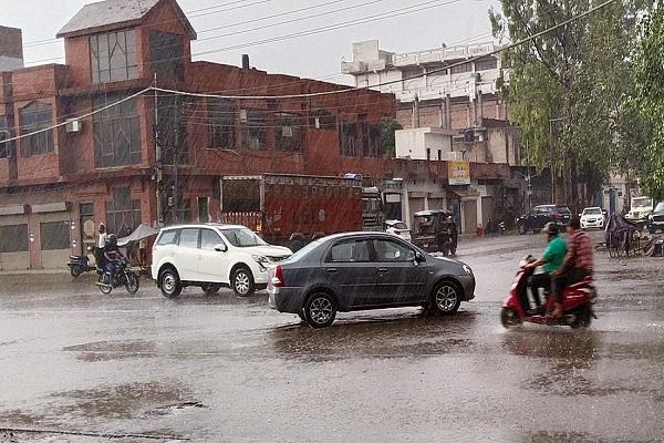 Industrial city flooded with half an hour of rain