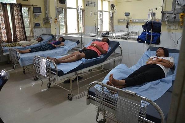 Out of 9 girls from Madhya Pradesh, 7 girls were discharged from the hospital