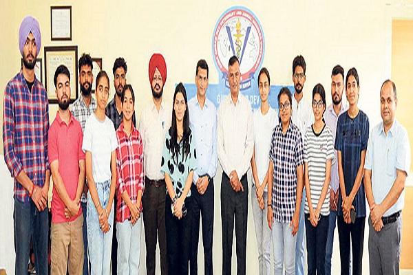 Veterinary varsity students leave for Malaysia for training