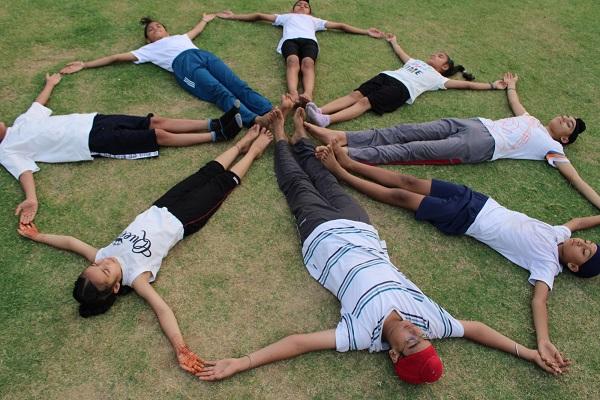 Organizing Yoga Day in Guru Nanak International School