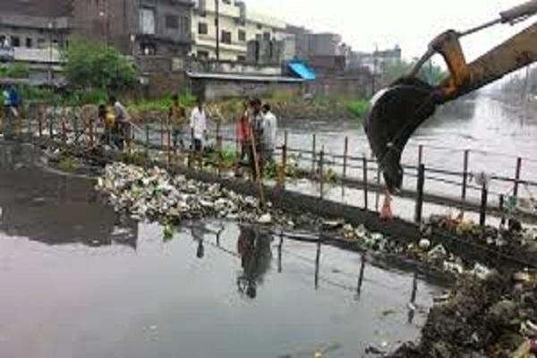 Ludhiana dyeing unit ordered to close amid heavy rain