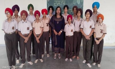 Dastar decorating competition organized in Guru Gobind Singh Public School