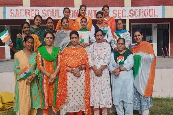 Independence Day celebrated at Sacred Soul Convent School