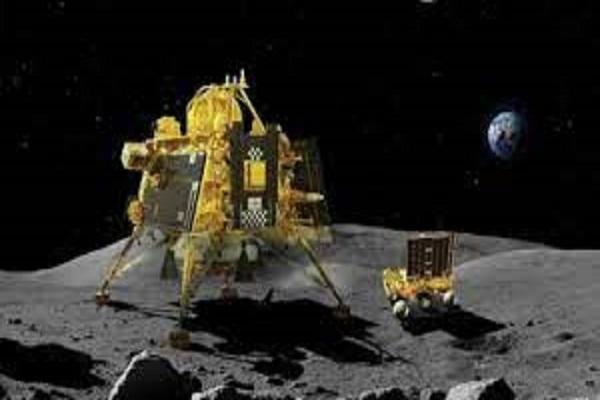 Landing of Chandrayaan-3 will be broadcast live in the college of Ludhiana, prayers continue for success