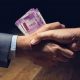 In Ludhiana, the vigilance caught the assistant of the travel agent taking bribe