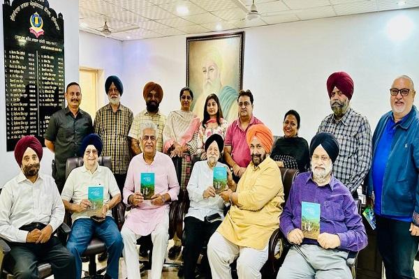 Dr. Gurpreet Singh Dhuga's first novel "Chali Din" is a public offering