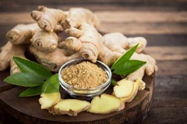 Drink dry ginger boiled in milk, it will have many health benefits