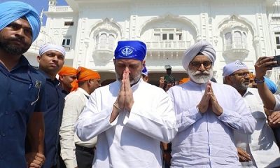 Congress leader Rahul Gandhi paid obeisance at Sachkhand Sri Harmandir Sahib