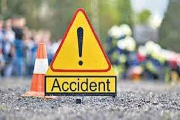 Speeding car falls from bridge, 1 youth dies, 4 injured