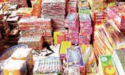 Large quantity of firecrackers stored in the warehouse recovered