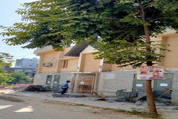 Violation of building bylaws in Urban Estate Dugri